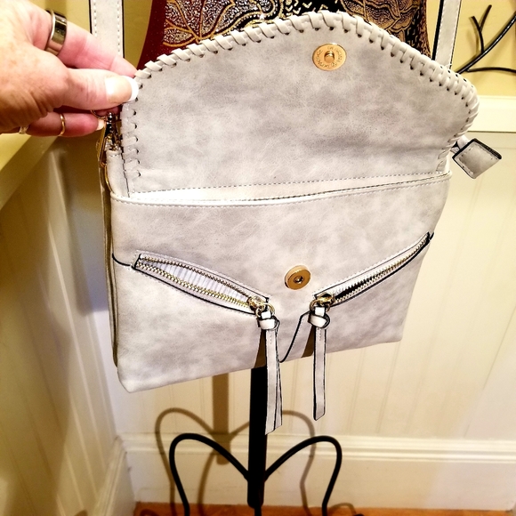Beautiful light grey crossbody bag - Picture 9 of 9